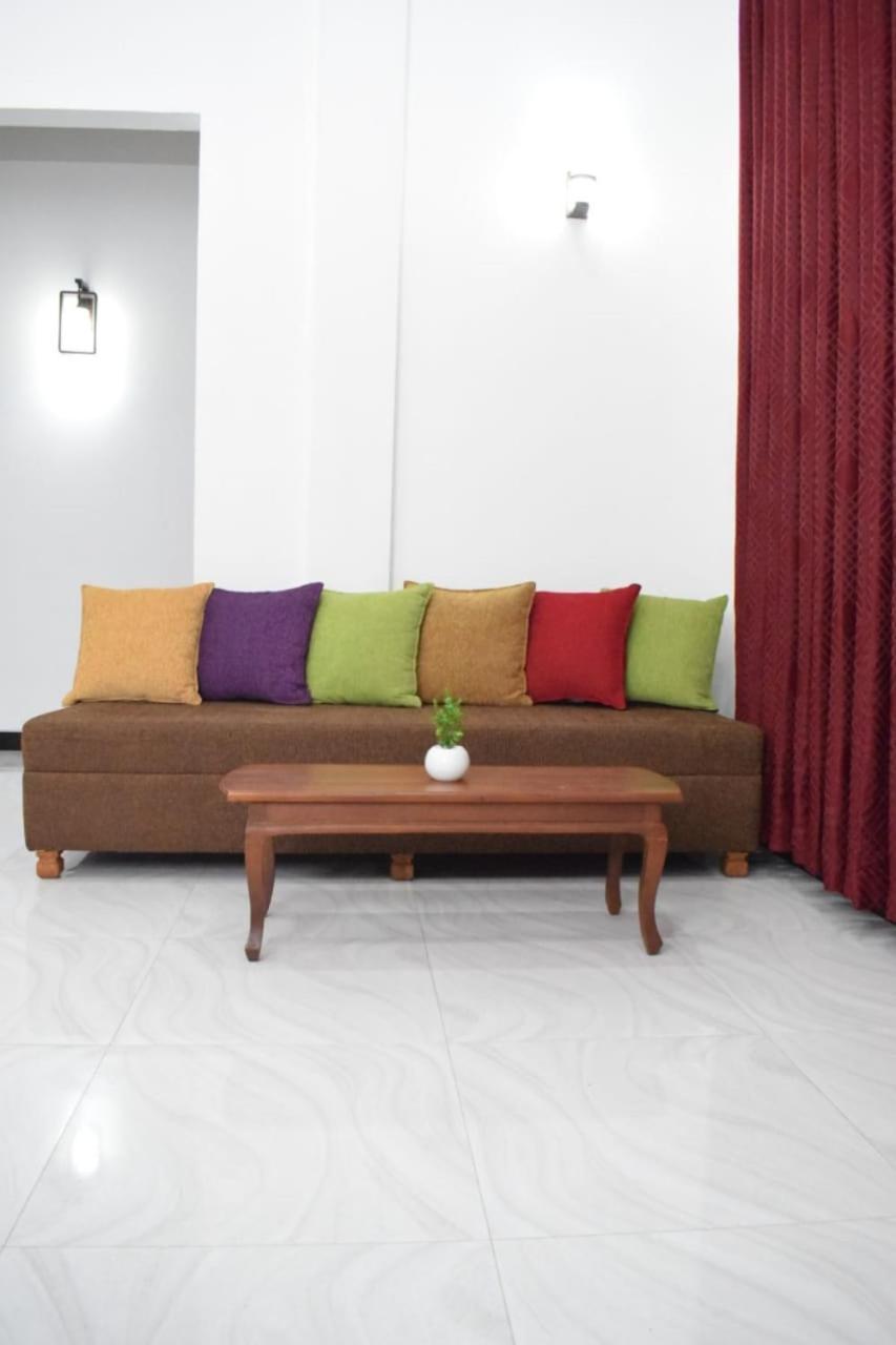 The Alexis'S Guest House Negombo Dış mekan fotoğraf